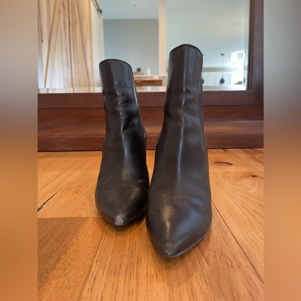 Kristin Cavallari Chinese Laundry Black Booties